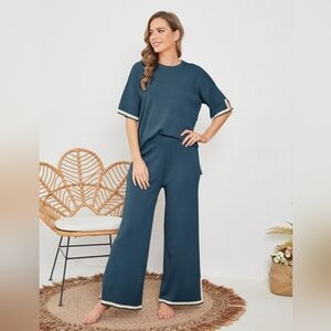 Navy Lounge Set with White Trim